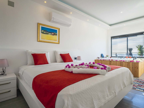  gece  -  Kasım
  | Kalkan Kördere Balayı Villası (Jakuzili, Deniz Manzaralı, Lüks)